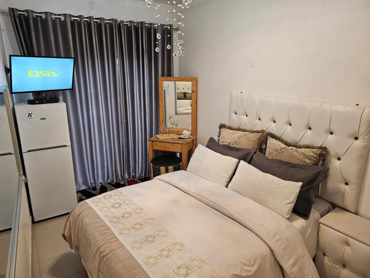 Rjs Guesthouse 德班 外观 照片