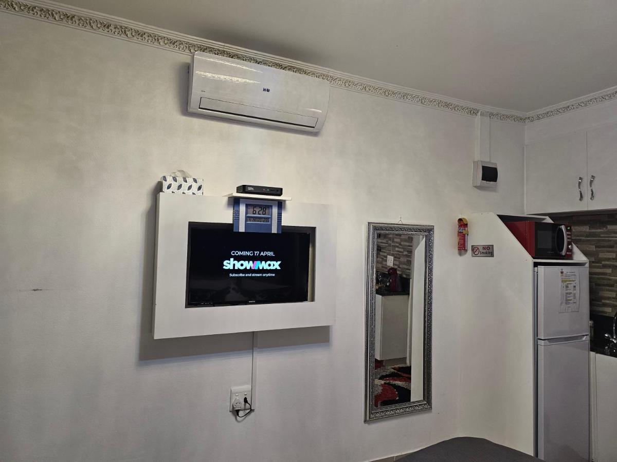 Rjs Guesthouse 德班 外观 照片